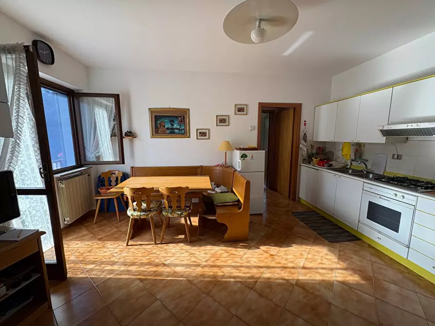 Immagine 5 di Appartamento in vendita  in Via dei Tigli 15 a Clusone