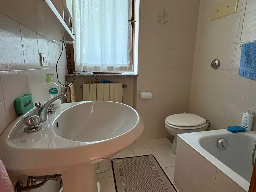 Immagine 10 di Appartamento in vendita  in Via dei Tigli 15 a Clusone