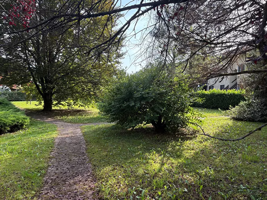 Immagine 14 di Appartamento in vendita  in Via dei Tigli 15 a Clusone