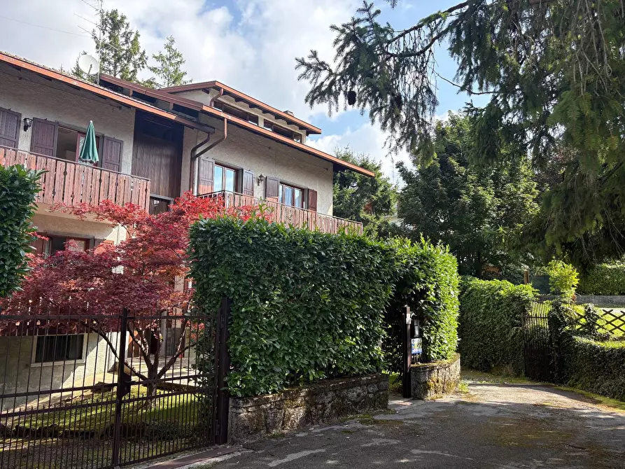 Immagine 2 di Appartamento in vendita  in Via Foppi 28 a Ardesio