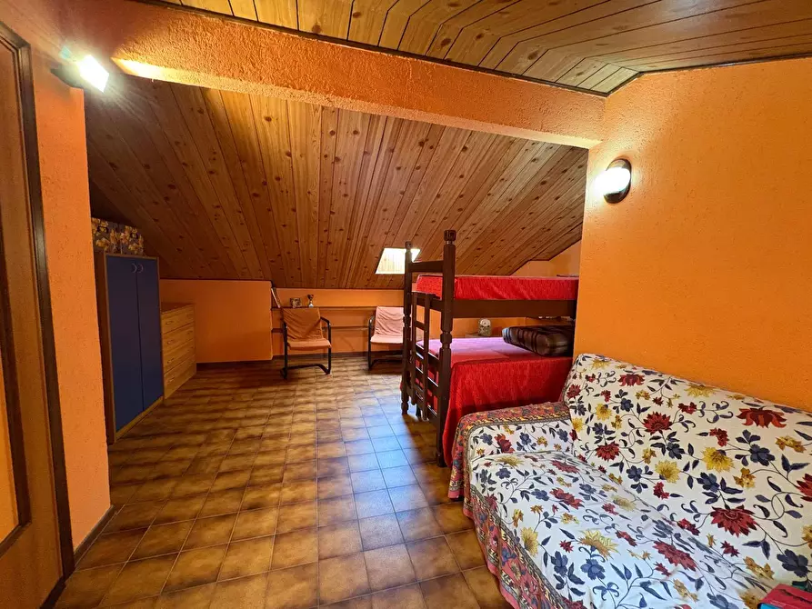 Immagine 11 di Appartamento in vendita  in Via Foppi 28 a Ardesio