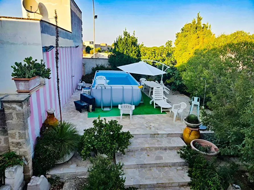 Immagine 1 di Villa in vendita  in via d'acquino 5 5 a Avetrana