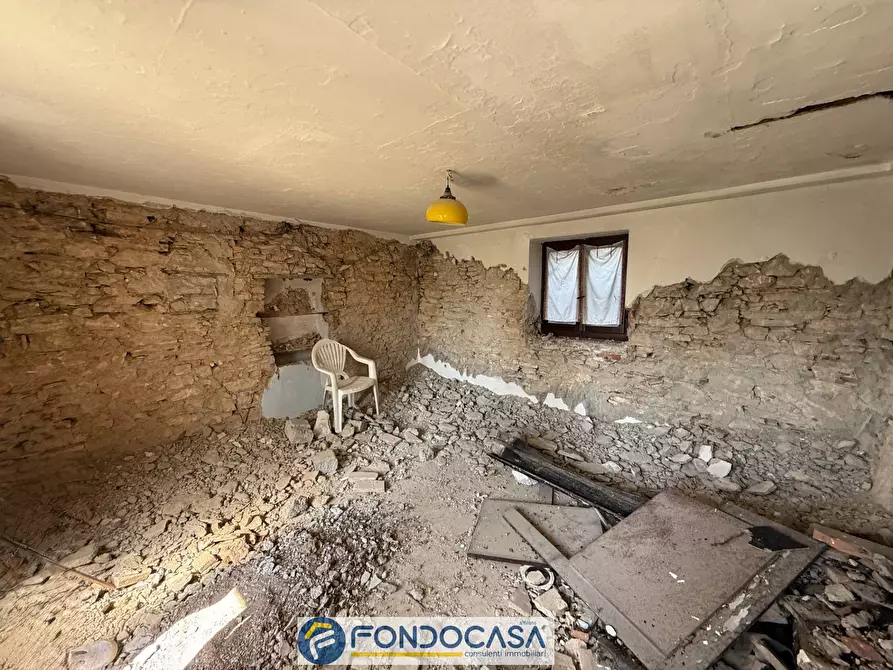 Immagine 9 di Rustico / casale in vendita  a Angolo Terme