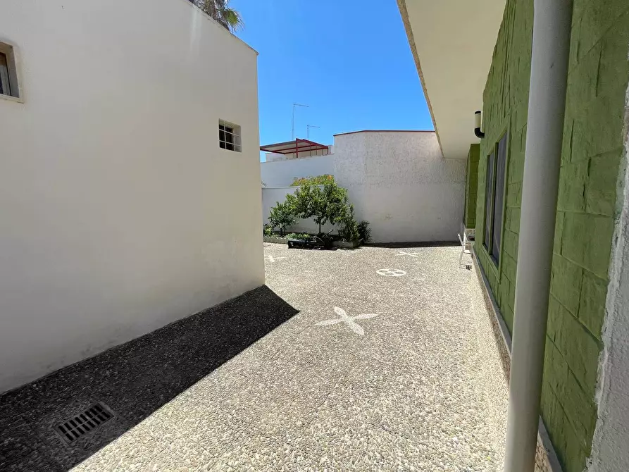 Immagine 27 di Casa semindipendente in vendita  in via dell'anguilla snc a Squinzano