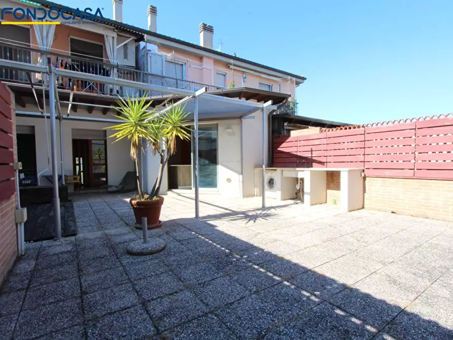 Immagine 5 di Appartamento in vendita  in Via Gabriele D'Annunzio 38 a San Benedetto Del Tronto