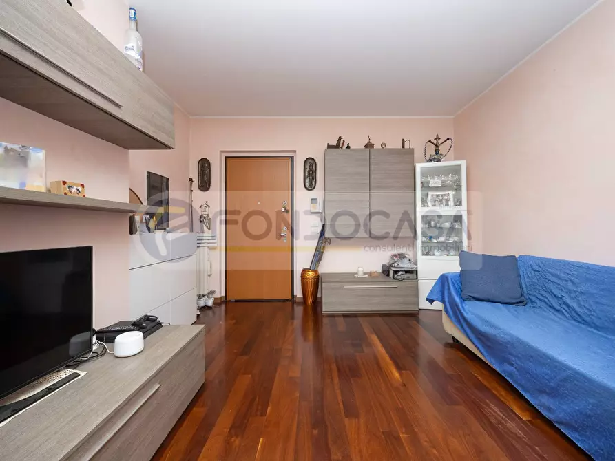 Immagine 3 di Appartamento in vendita  in via vittorio gassman 3 a Milano