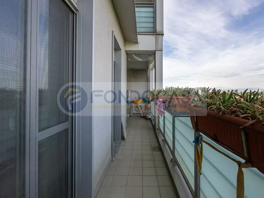 Immagine 10 di Appartamento in vendita  in via vittorio gassman 3 a Milano