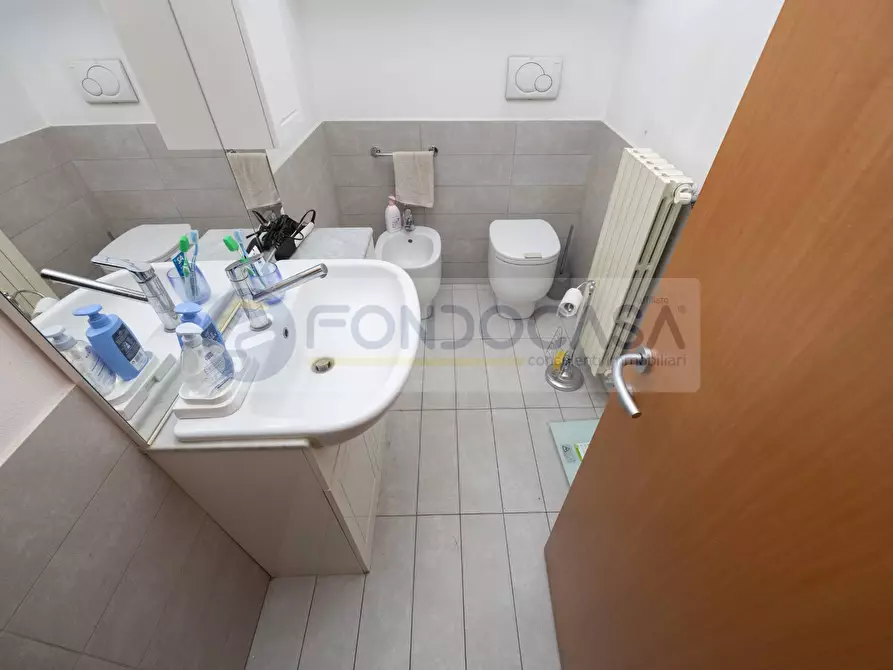 Immagine 17 di Appartamento in vendita  in via vittorio gassman 3 a Milano