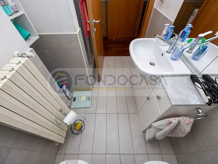 Immagine 19 di Appartamento in vendita  in via vittorio gassman 3 a Milano