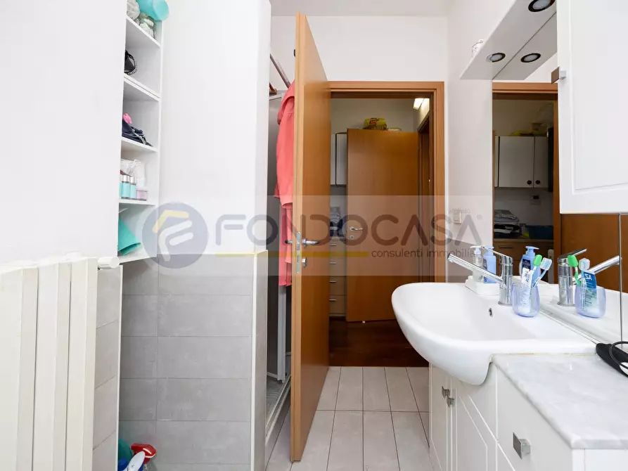 Immagine 20 di Appartamento in vendita  in via vittorio gassman 3 a Milano