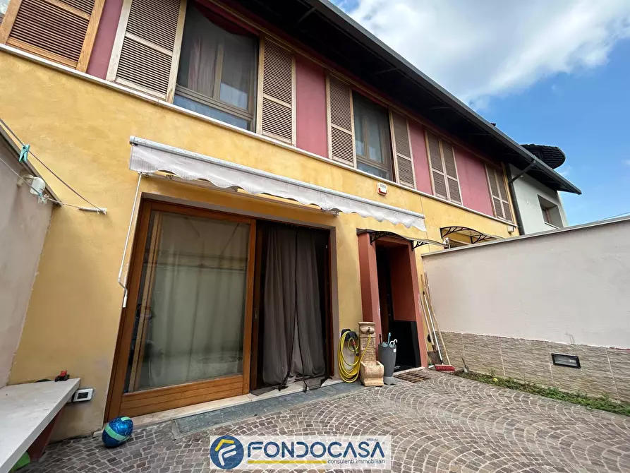 Immagine 4 di Appartamento in vendita  a Cazzago San Martino