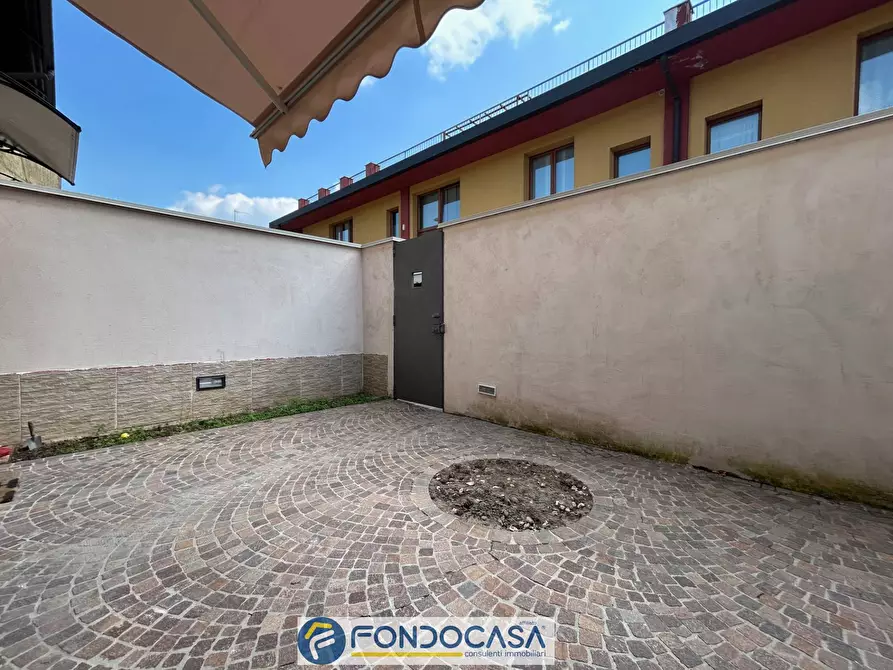 Immagine 5 di Appartamento in vendita  21 a Cazzago San Martino