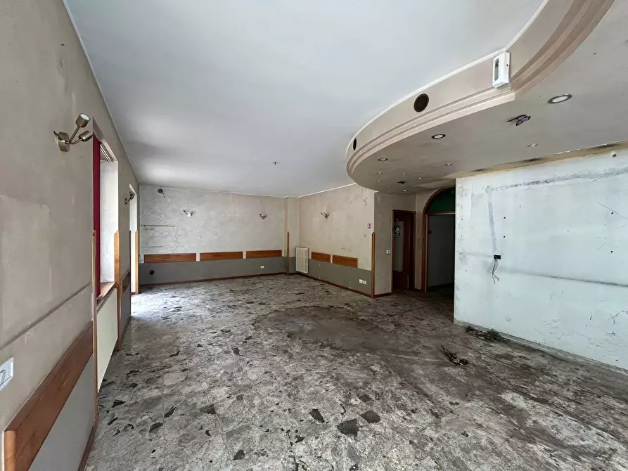 Immagine 6 di Palazzo in vendita  in Viale Valzella 2 a Ardesio