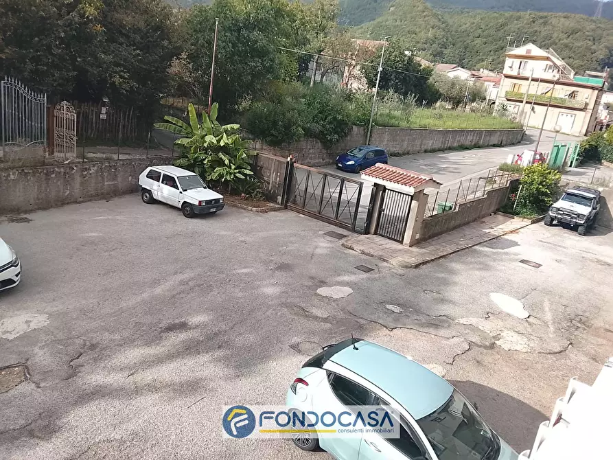 Immagine 28 di Appartamento in vendita  in TRAVERSA TROISIO 3 a Giffoni Valle Piana