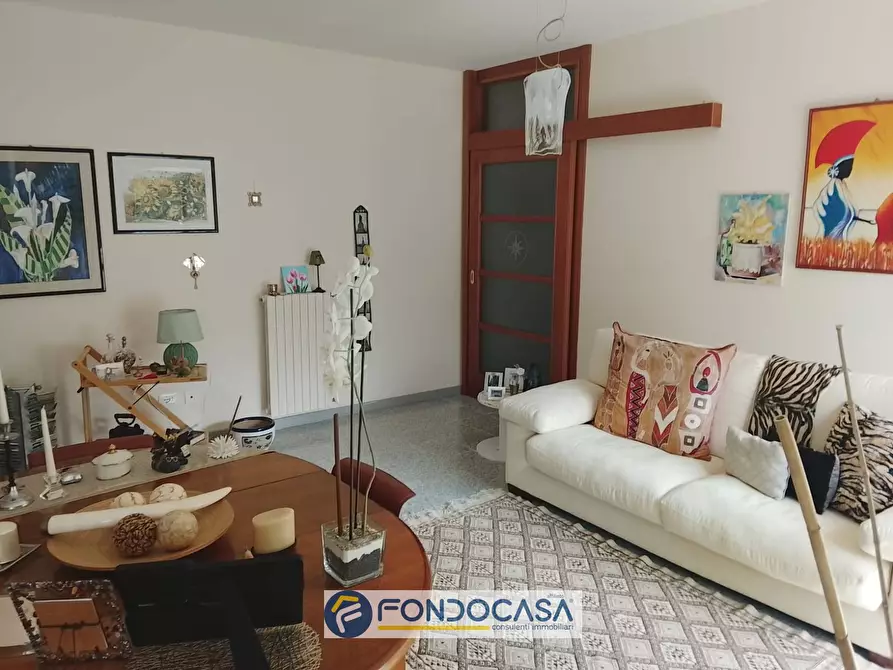 Immagine 2 di Appartamento in vendita  in TRAVERSA TROISIO 3 a Giffoni Valle Piana