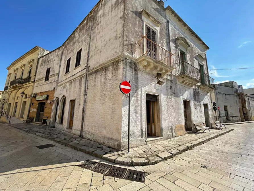 Immagine 16 di Magazzino in vendita  in Piazza Plebiscito 1 a Salice Salentino