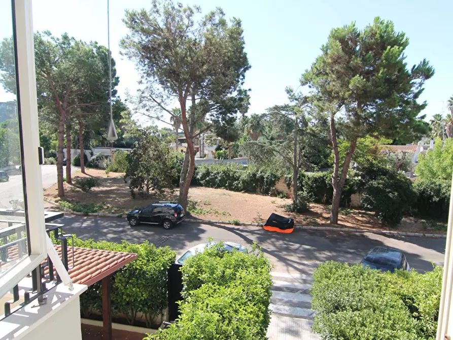 Immagine 8 di Appartamento in vendita  in VIA GIUSEPPE DE ROMA 7 a Lecce