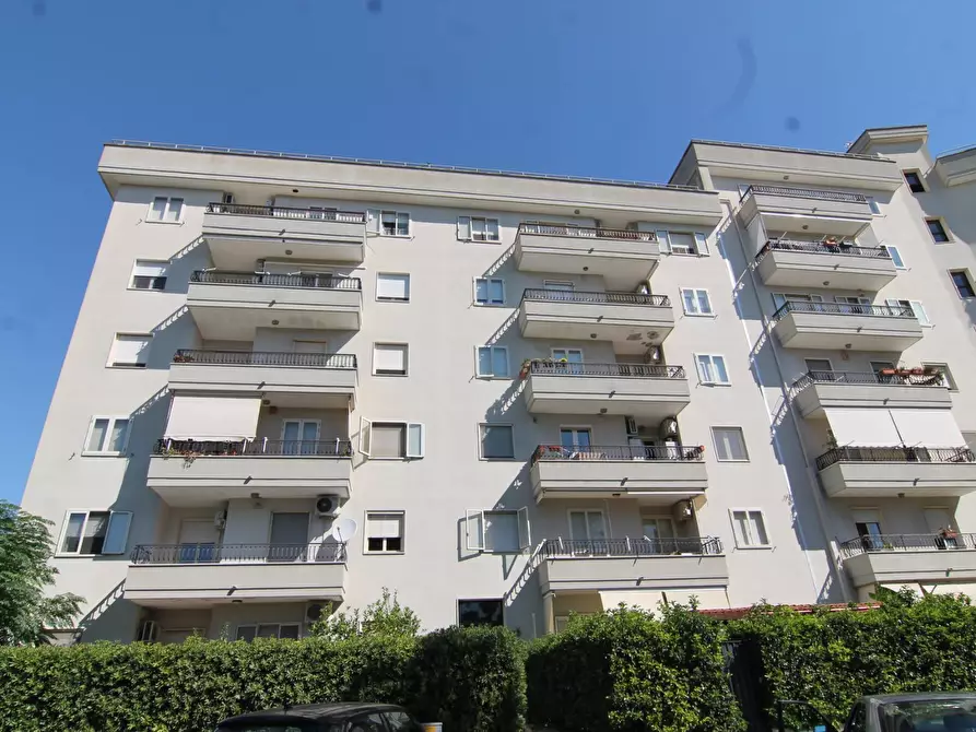 Immagine 23 di Appartamento in vendita  in VIA GIUSEPPE DE ROMA 7 a Lecce