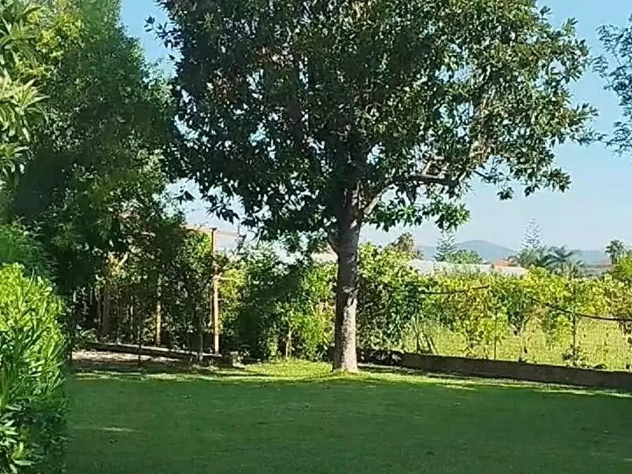 Immagine 1 di Casa indipendente in vendita  in VIA OLMO 45 a Bellizzi