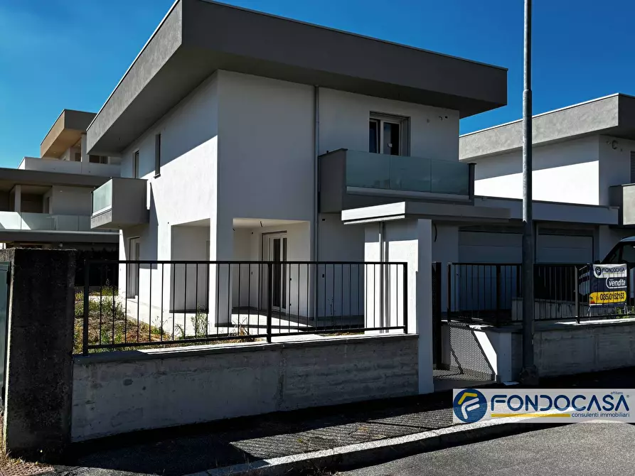 Immagine 3 di Casa semindipendente in vendita  in Via Roma 3 a Grumello Del Monte