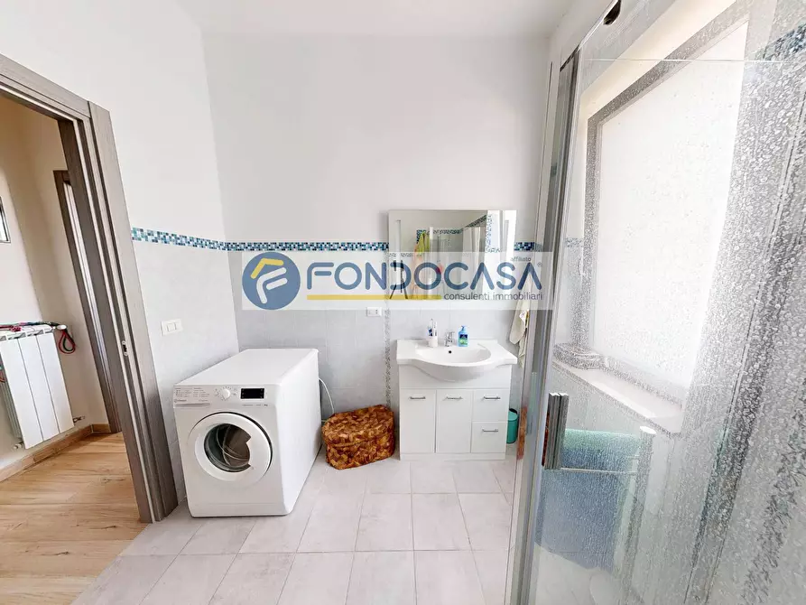 Immagine 9 di Appartamento in vendita  in Via Dante Alighieri a San Cesario Di Lecce