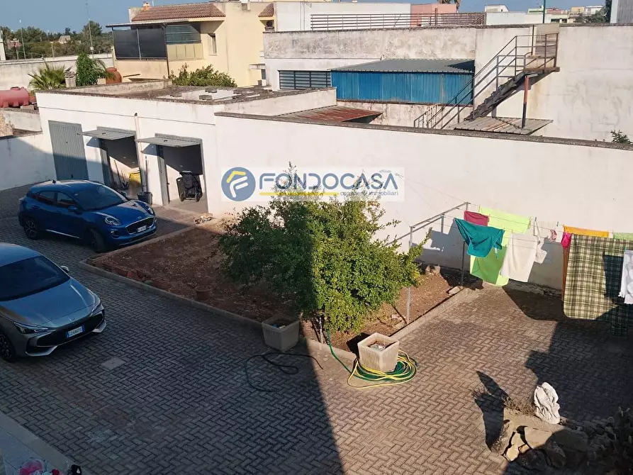 Immagine 14 di Appartamento in vendita  in Via Fratelli Rosselli a Arnesano