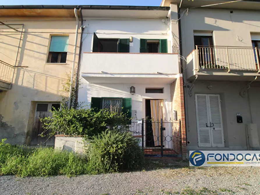 Immagine 1 di Casa indipendente in vendita  in Via vecchia di pontedera a Ponsacco