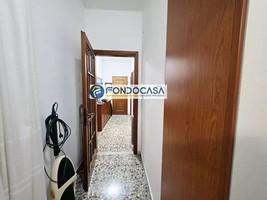 Immagine 11 di Appartamento in vendita  in via lauro 52 a Brindisi