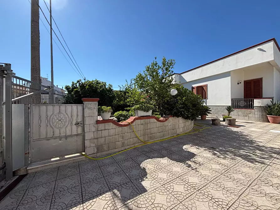 Immagine 6 di Villa in vendita  in Via Spallanzani 14 a Andrano