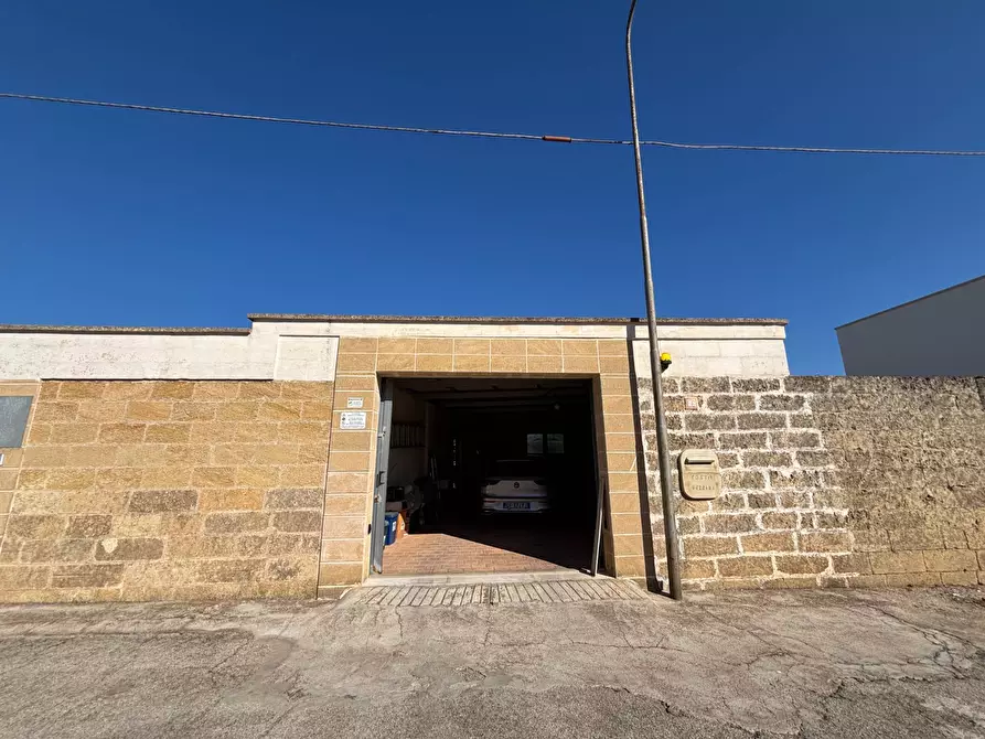 Immagine 42 di Villa in vendita  in Via Spallanzani 14 a Andrano