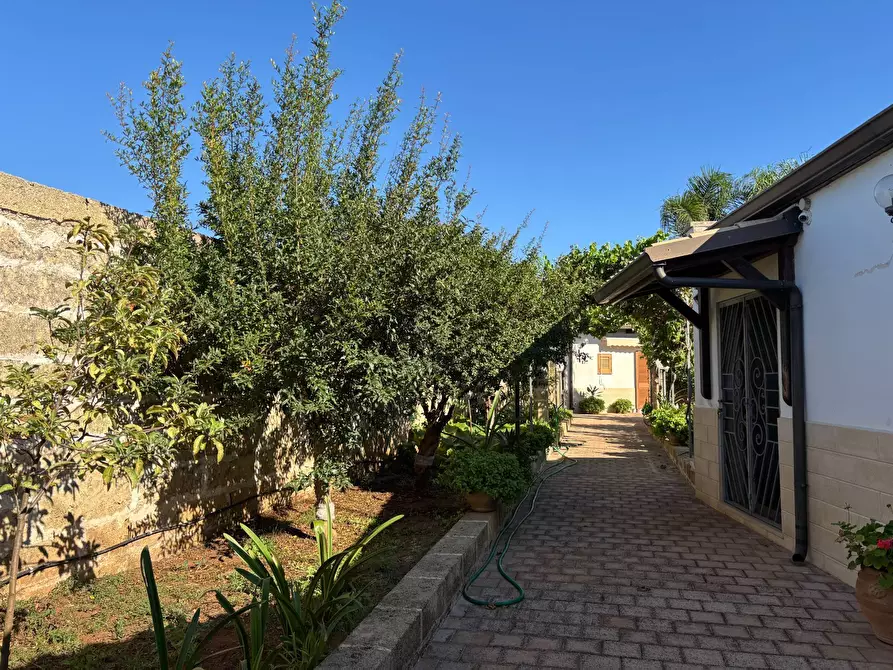 Immagine 37 di Villa in vendita  in Via Spallanzani 14 a Andrano