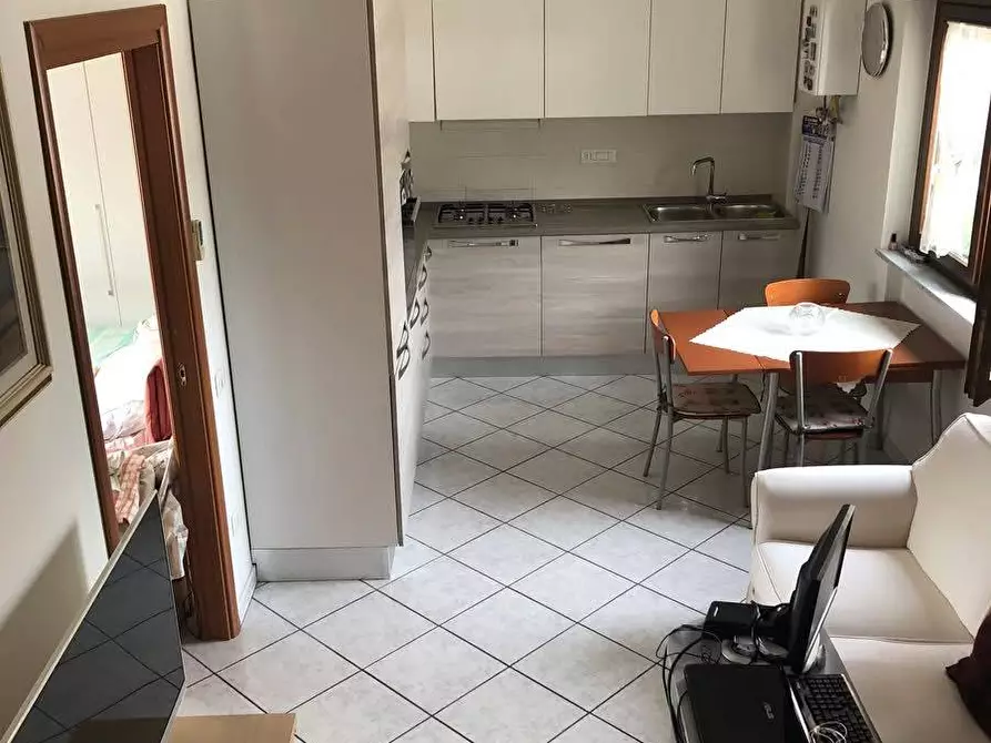 Immagine 3 di Appartamento in vendita  in Viale Francesco Saverio Luciani 6 a Salerno