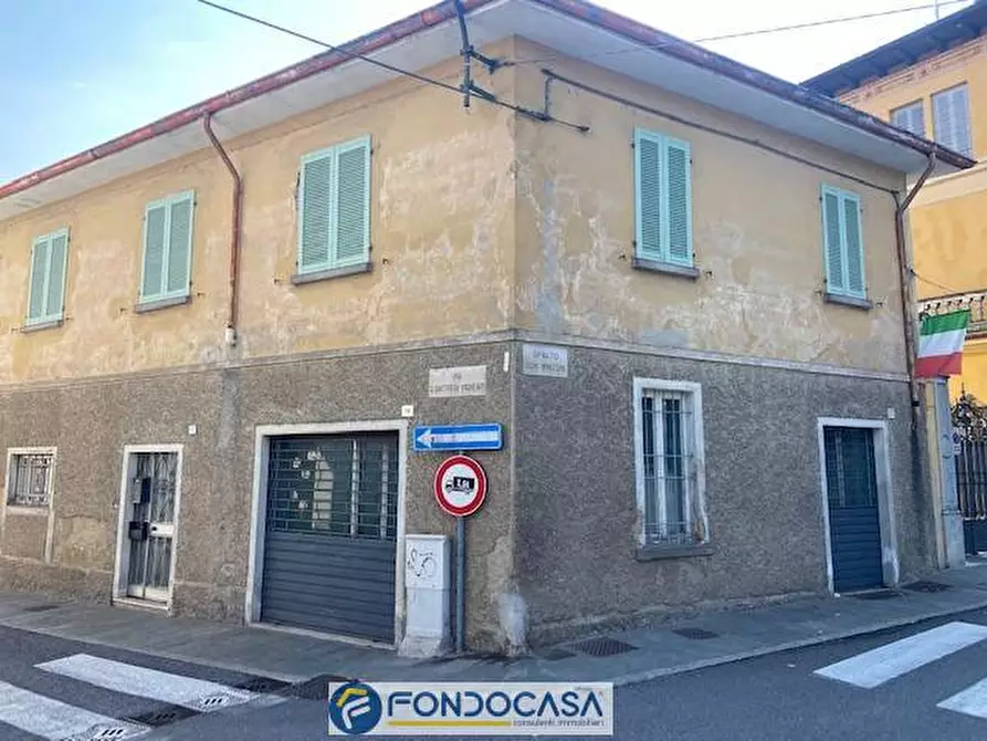 Immagine 3 di Rustico / casale in vendita  a Rovato