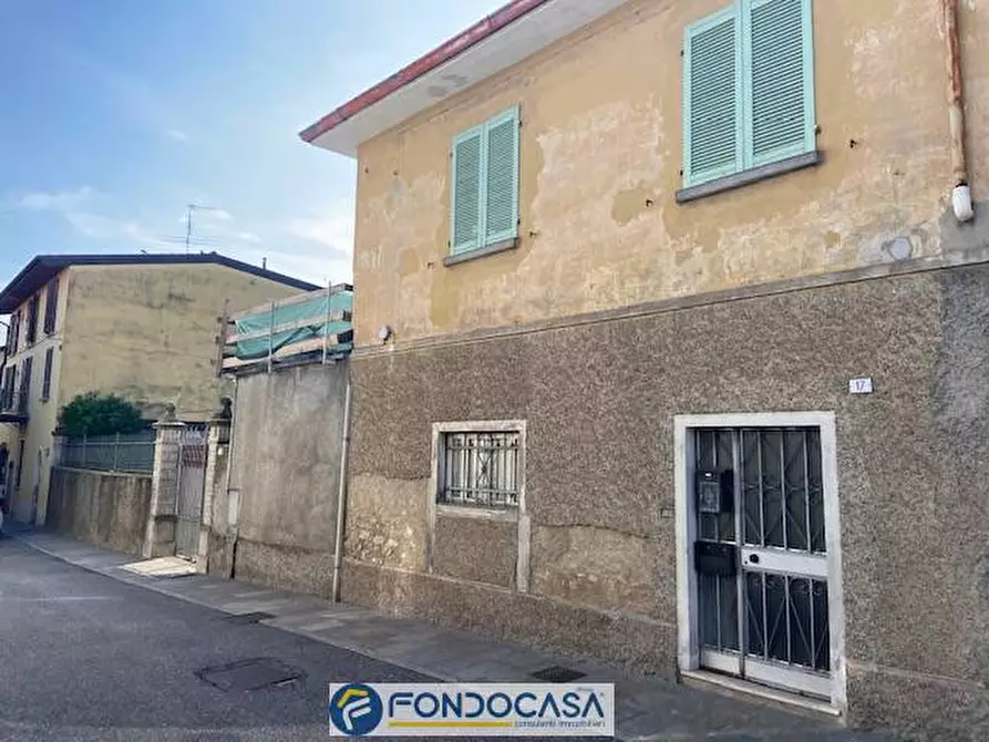 Immagine 5 di Rustico / casale in vendita  a Rovato