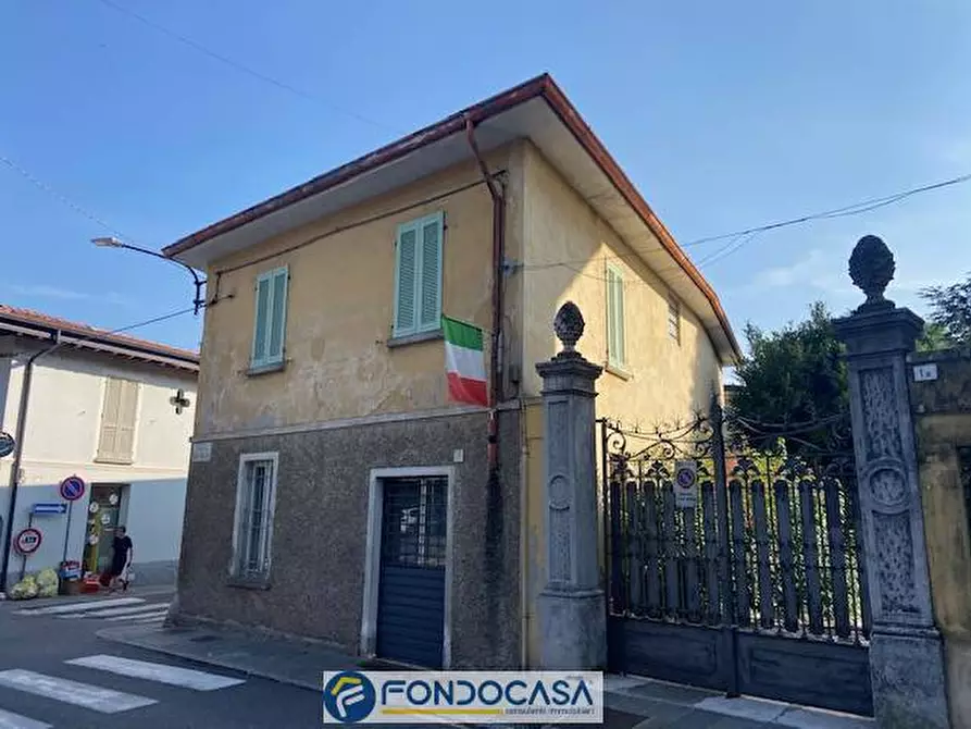 Immagine 7 di Rustico / casale in vendita  a Rovato