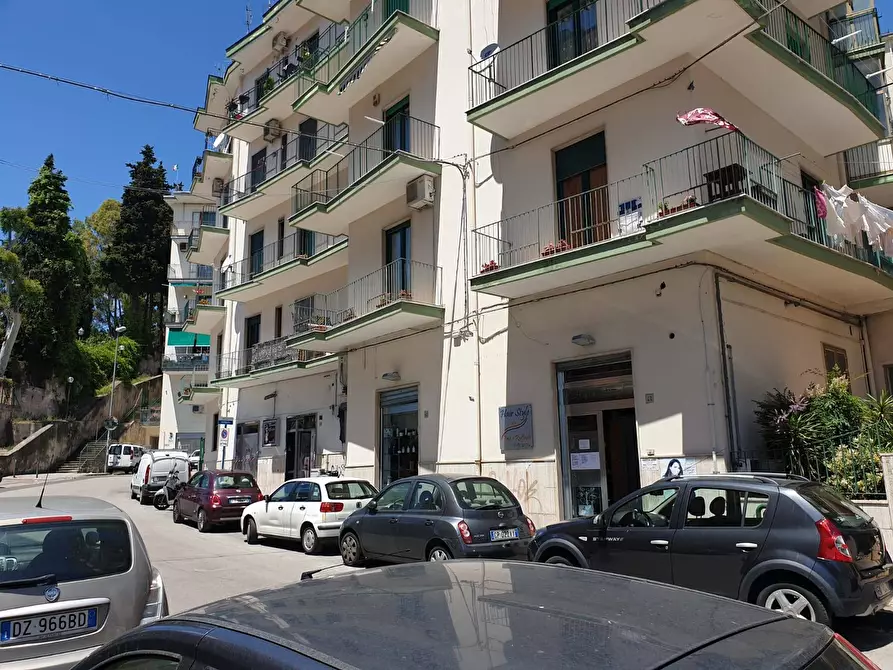 Immagine 3 di Appartamento in vendita  a Salerno