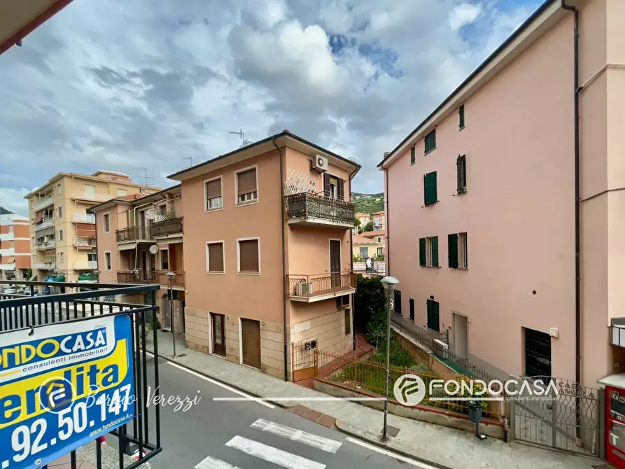 Immagine 17 di Appartamento in vendita  in Via XXV Aprile 12 a Borgio Verezzi
