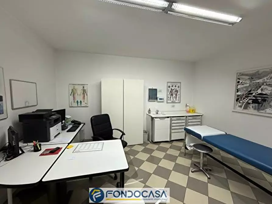 Immagine 9 di Ufficio in affitto  163 a Bergamo