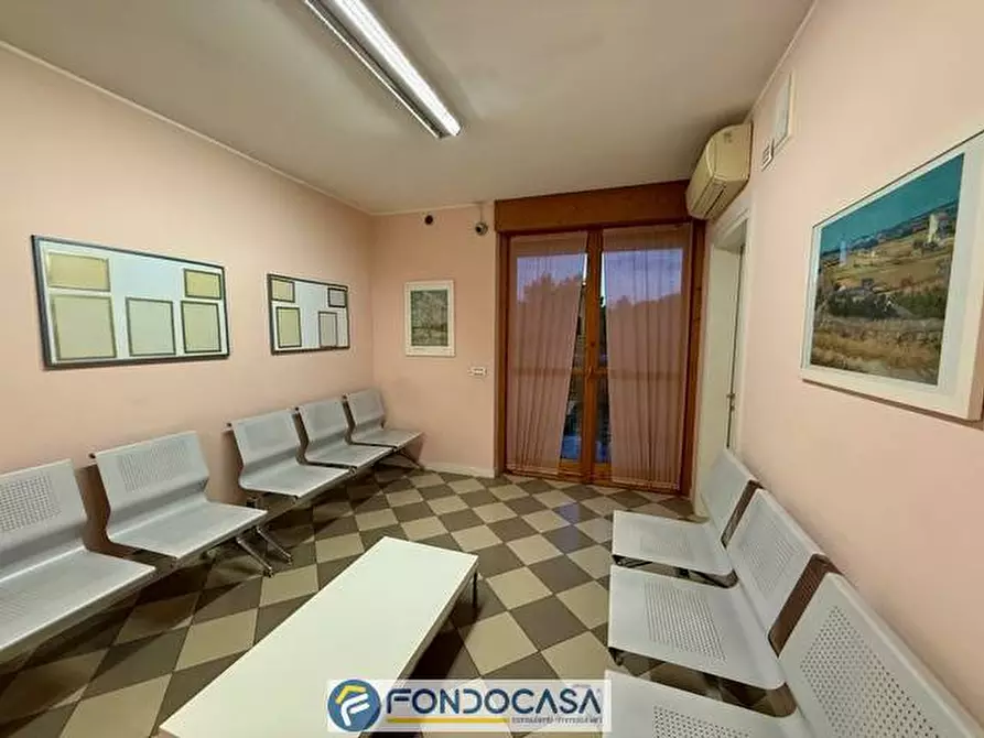 Immagine 3 di Ufficio in affitto  163 a Bergamo