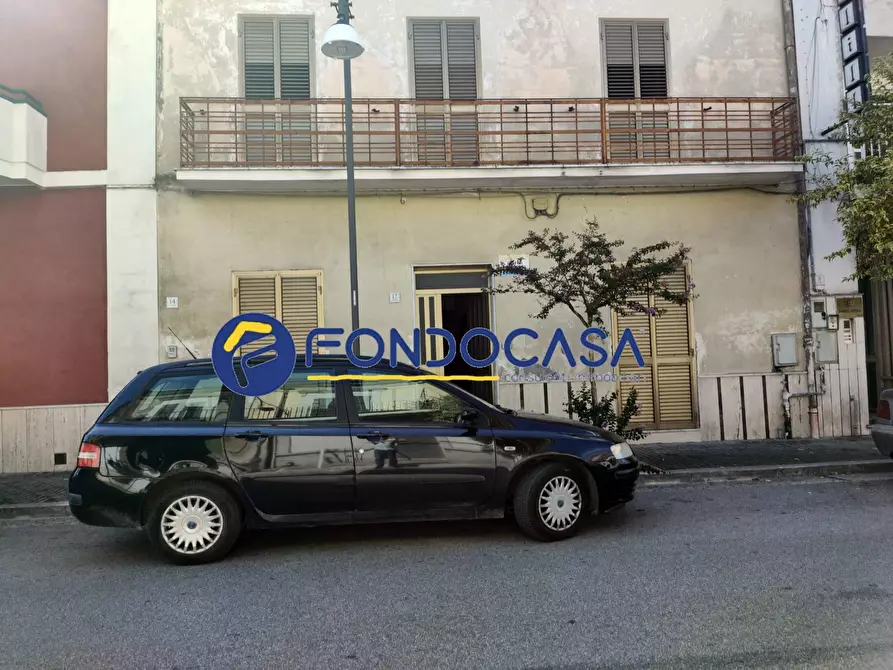 Immagine 3 di Palazzo in vendita  in via roma 10 a Benevento