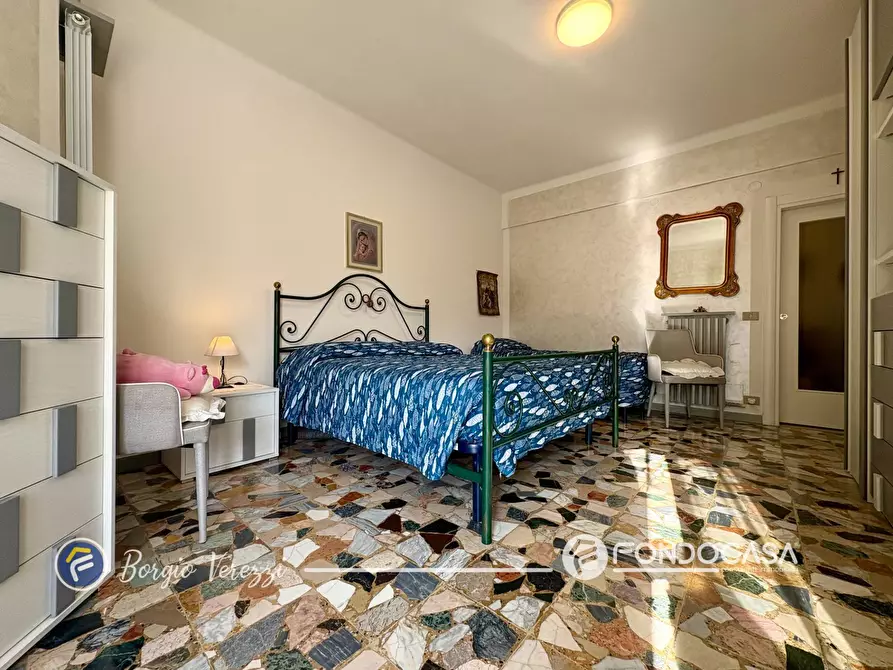 Immagine 12 di Appartamento in vendita  in Piazza Marconi a Borgio Verezzi