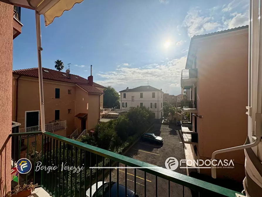 Immagine 4 di Appartamento in vendita  in Piazza Marconi a Borgio Verezzi
