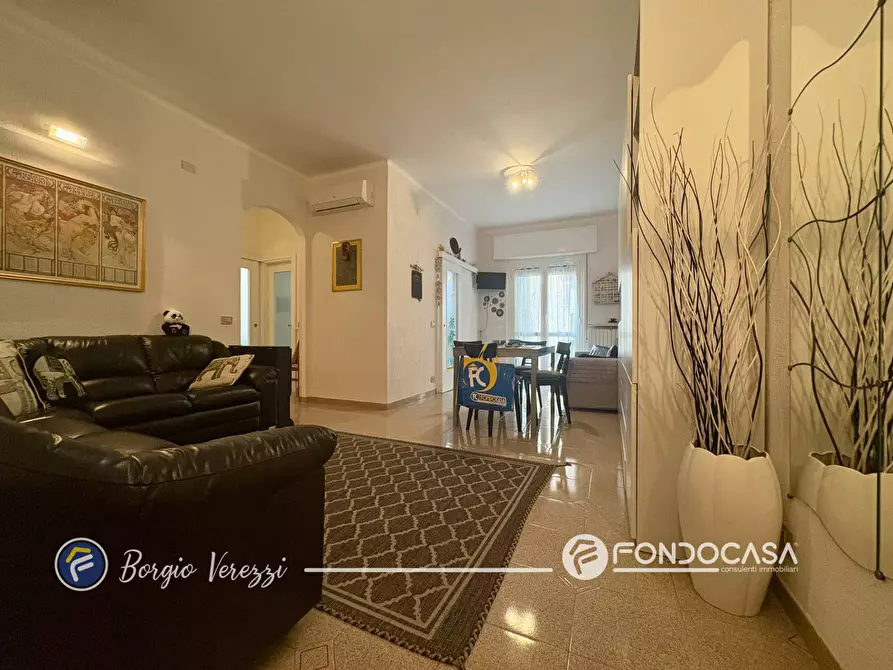 Immagine 2 di Appartamento in vendita  in Piazza Marconi a Borgio Verezzi