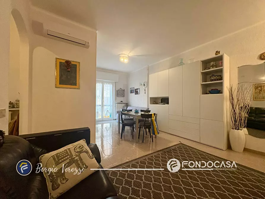 Immagine 5 di Appartamento in vendita  in Piazza Marconi a Borgio Verezzi