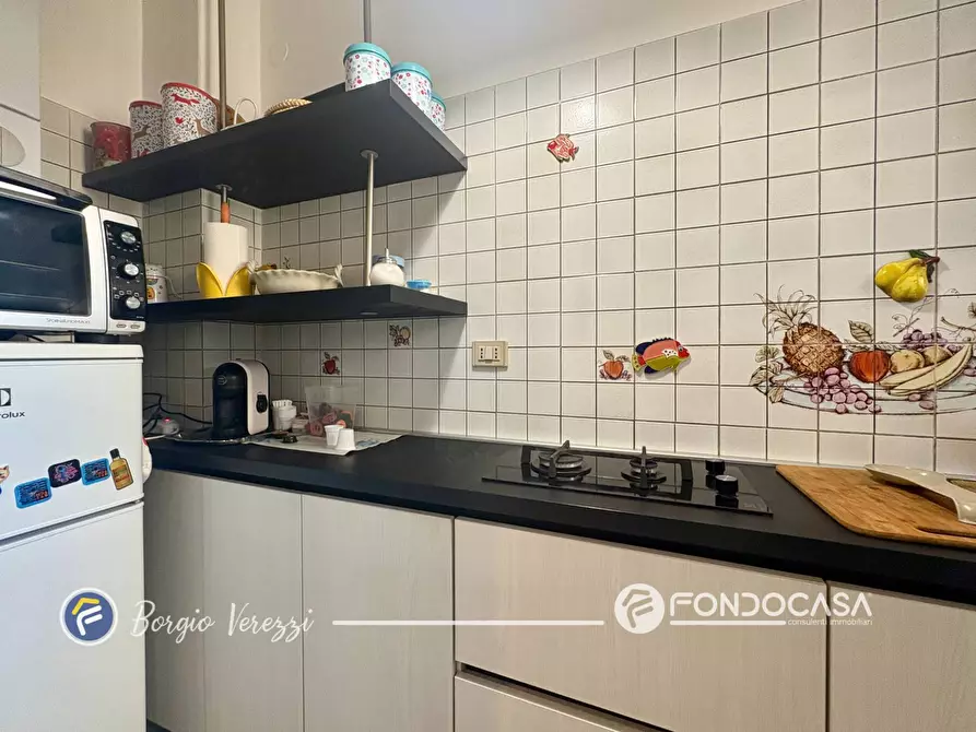 Immagine 16 di Appartamento in vendita  in Piazza Marconi a Borgio Verezzi