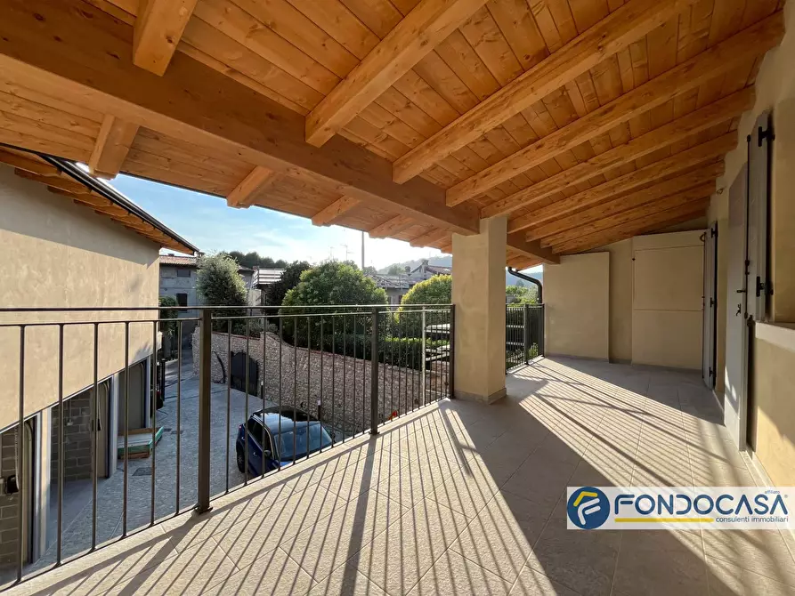 Immagine 2 di Appartamento in vendita  in Via San Carlo Borromeo SNC a Rovato