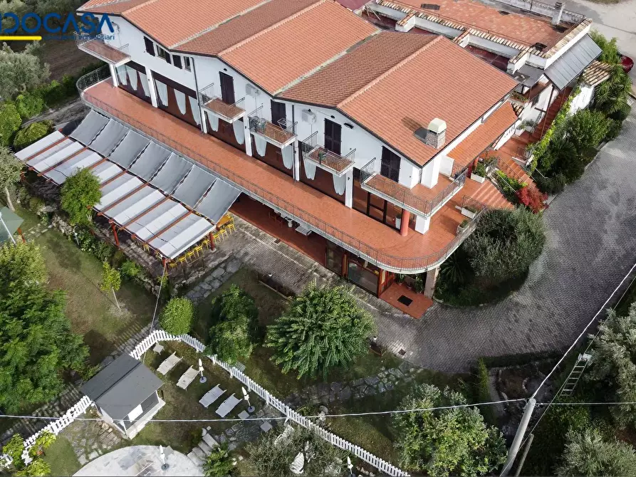 Immagine 4 di Attività commerciale in vendita  in Contrada della fonte 11 a Ancarano