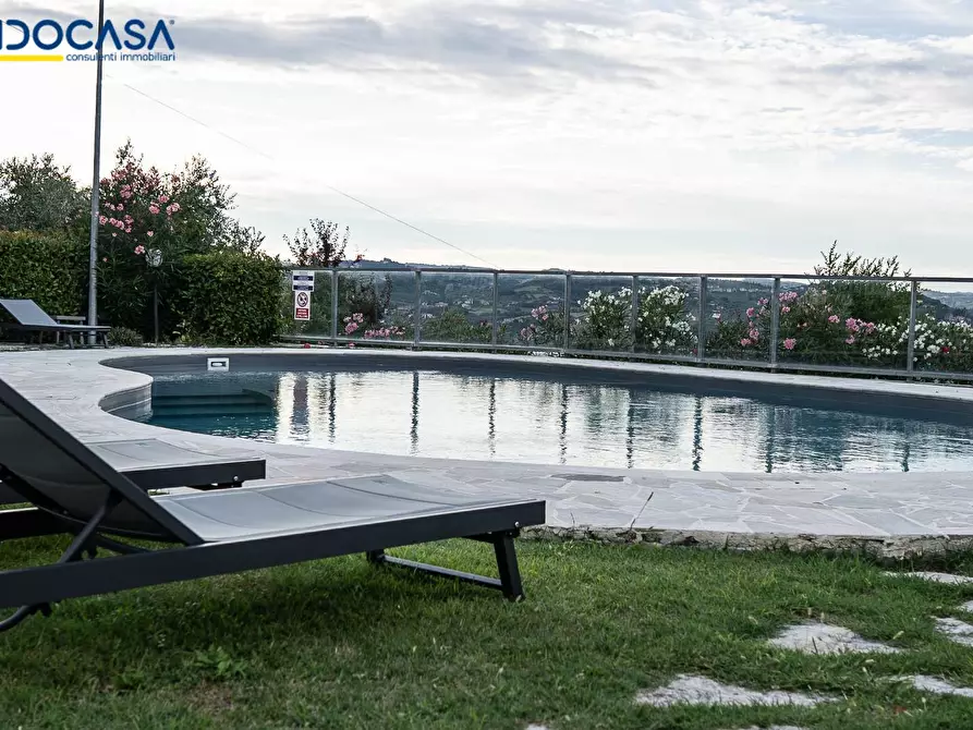 Immagine 5 di Attività commerciale in vendita  in Contrada della fonte 11 a Ancarano