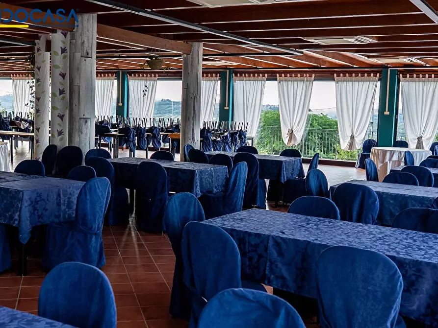 Immagine 25 di Attività commerciale in vendita  in Contrada della fonte 11 a Ancarano