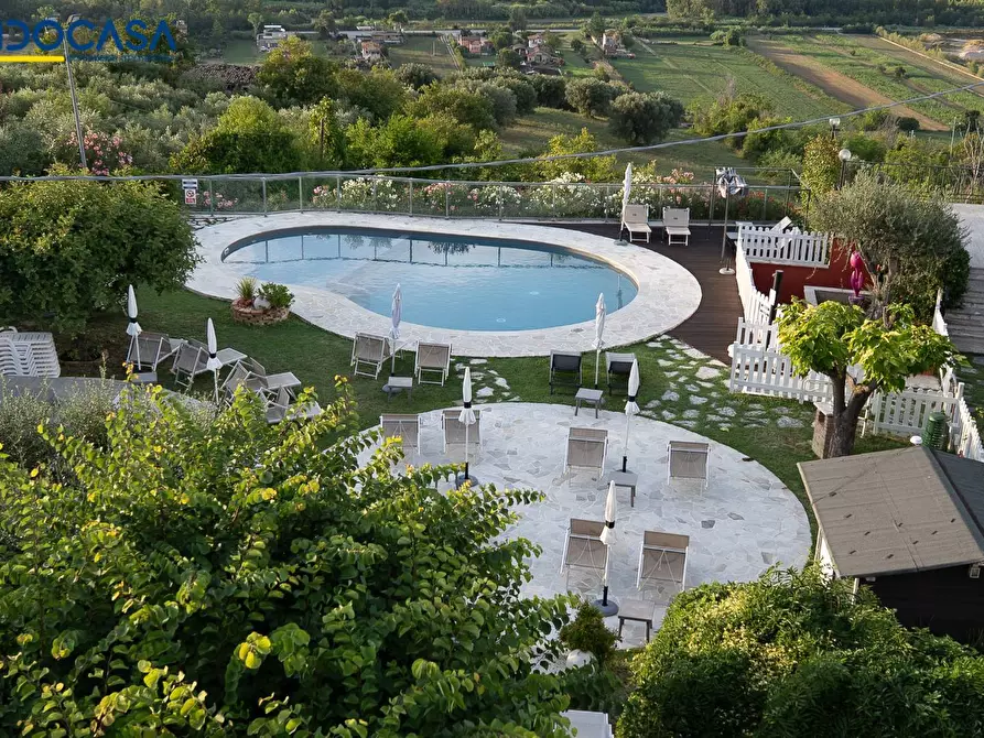 Immagine 41 di Attività commerciale in vendita  in Contrada della fonte 11 a Ancarano